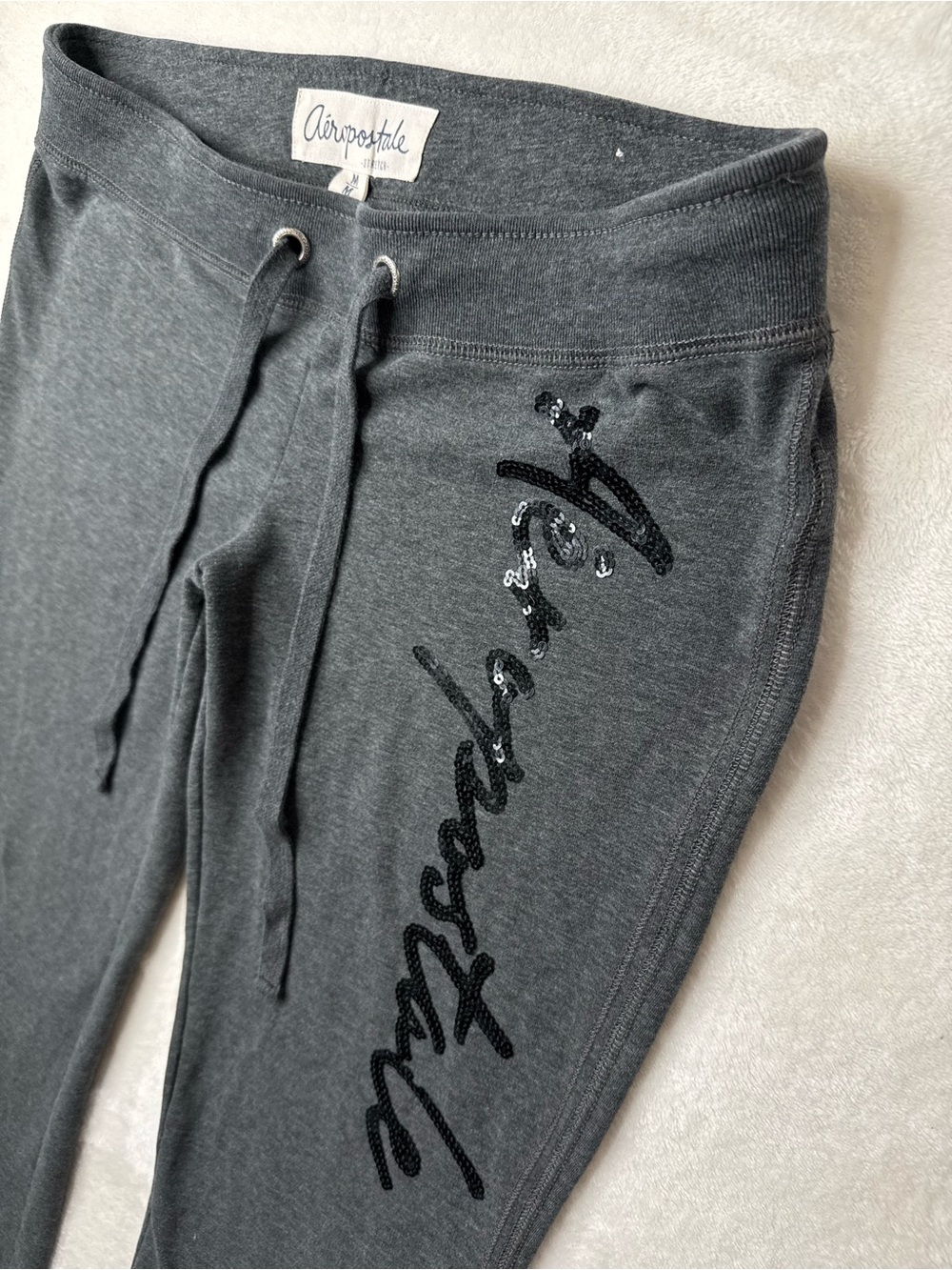 Aeropostale - Y2k Low-rise Flare Charcoal Gray Script Logo Drawstring Sweatpants - Picture 4 of 13